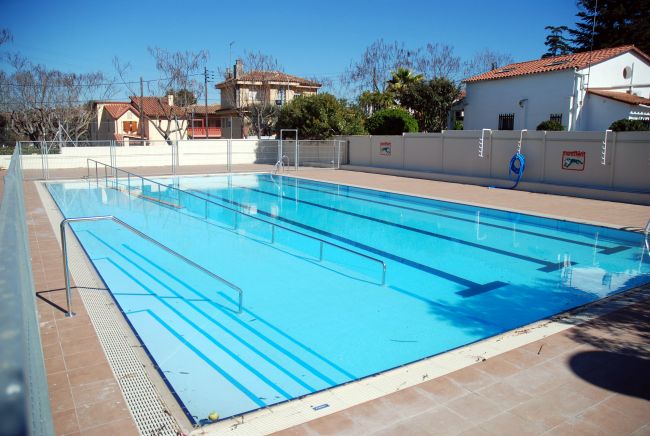 Piscina de Montflorit