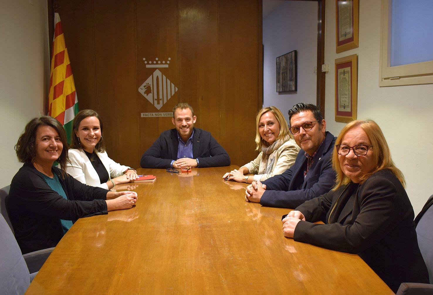 Moment de la visita de la delegació de Badia del Vallès