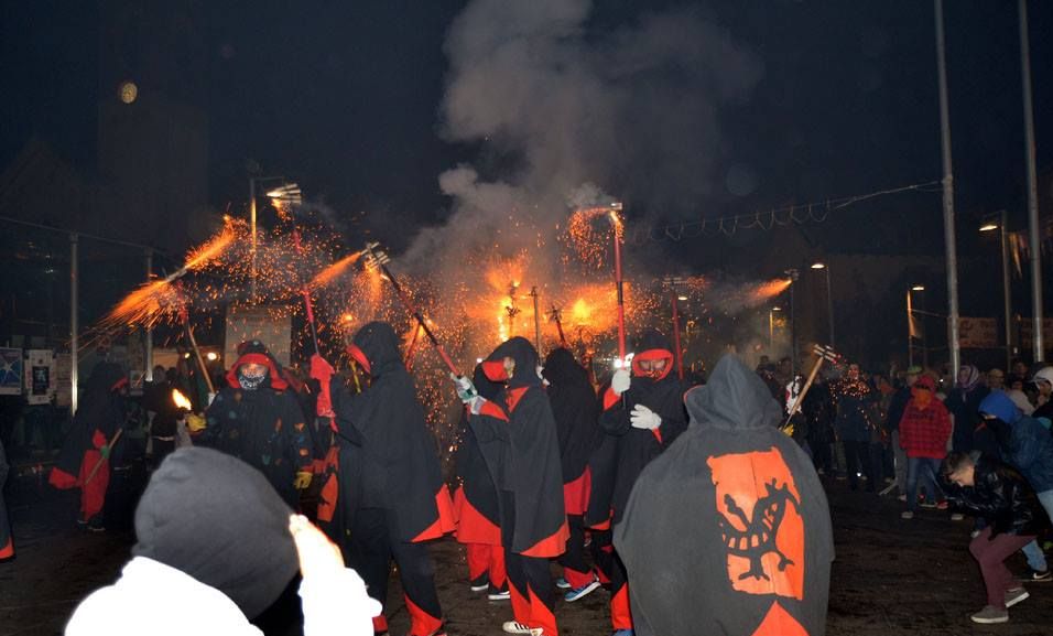 Moment d'un correfoc celebrat a Cerdanyola