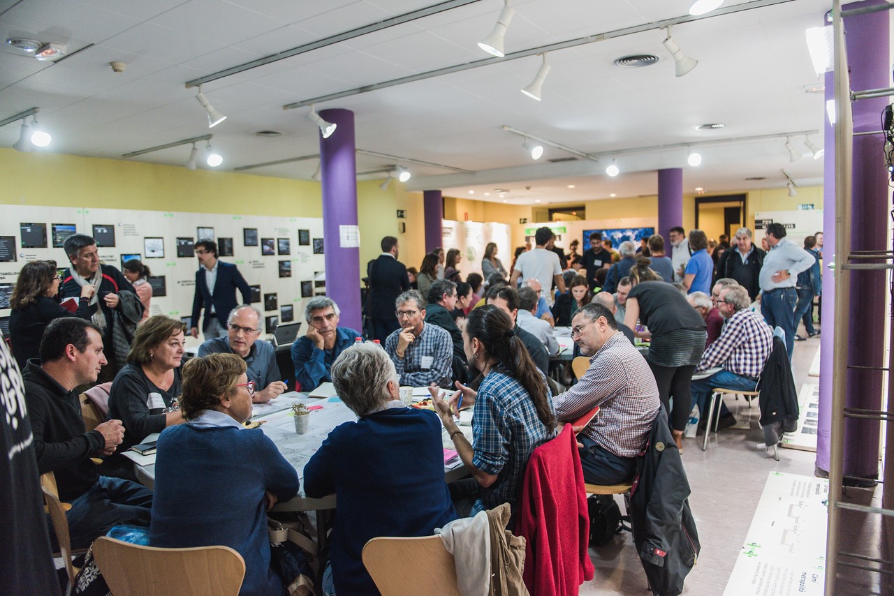 Una de les taules de debat