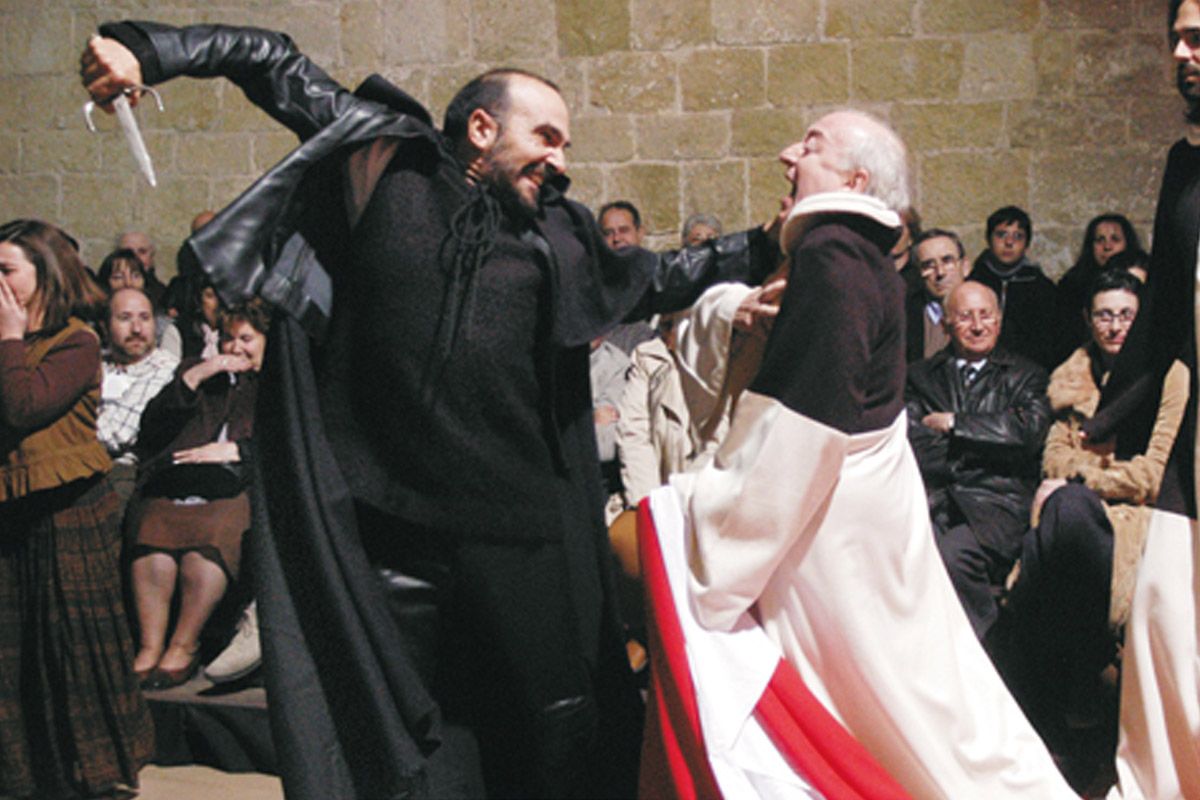 La representació de Pedra i sang es fa a la sala capitular del Monestir de Sant Cugat