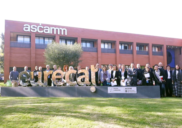 Fotografia de grup de la visita a Eurecat