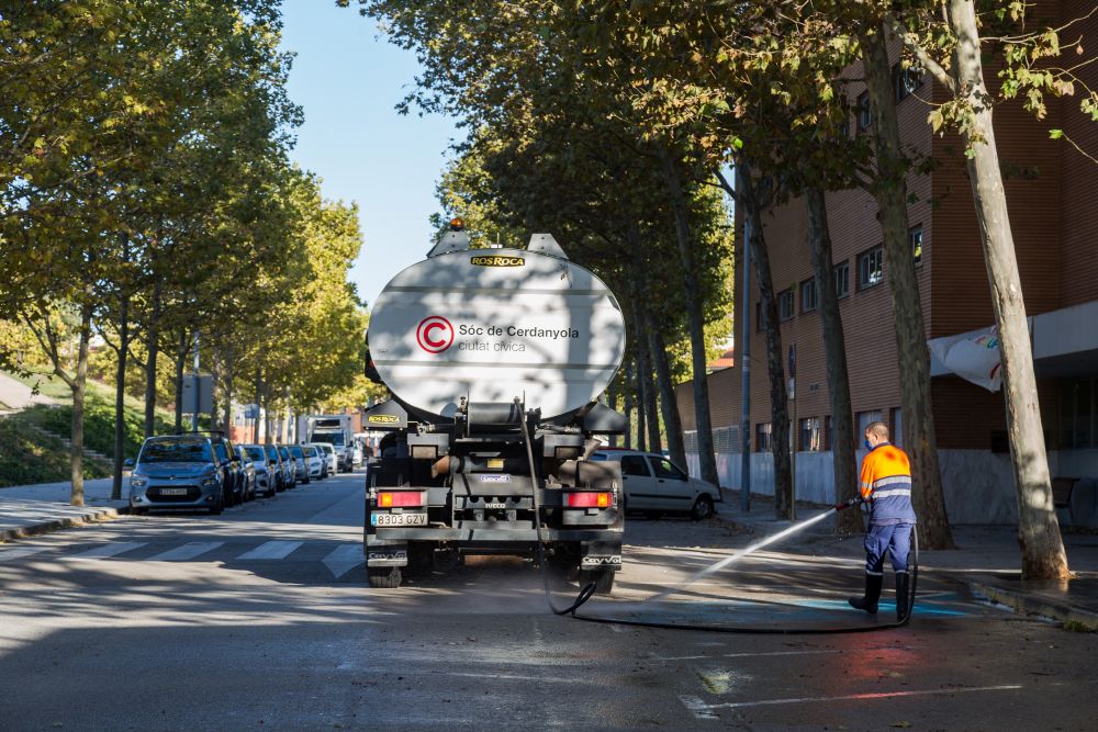 El servei de neteja torna a funcionar en la seva totalitat