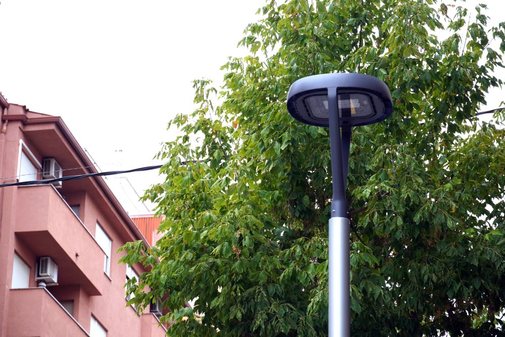 Nova lluminària instal·lada