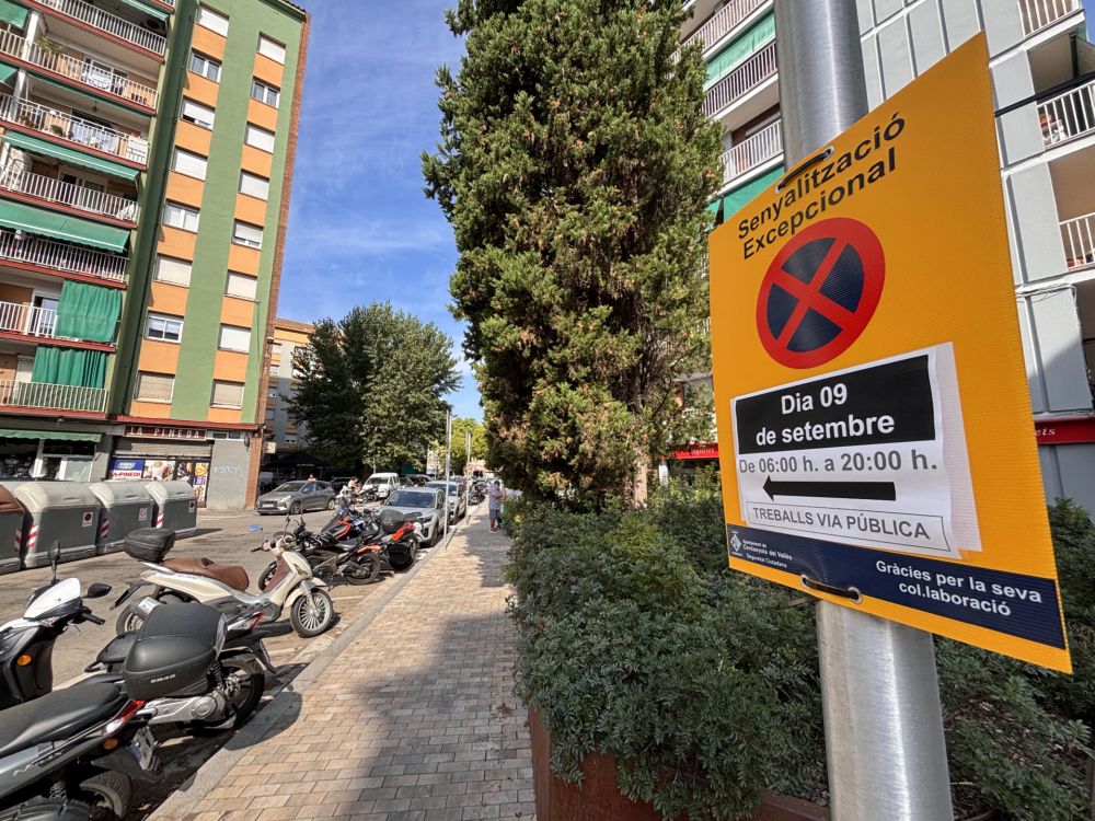 Senyalització treballs carrer Pineda
