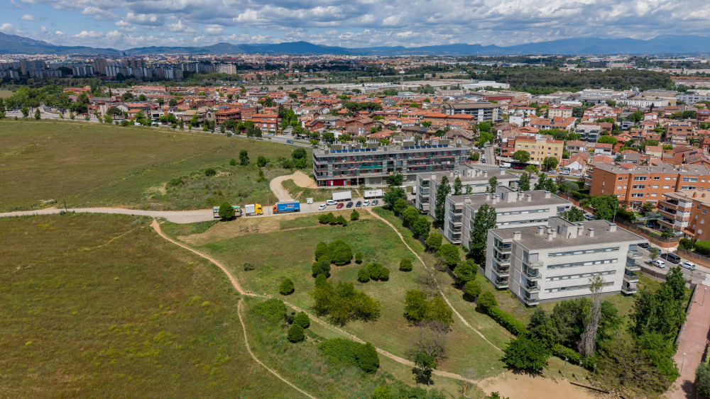 Vista aèria del terreny a on es construirà el futur CAP