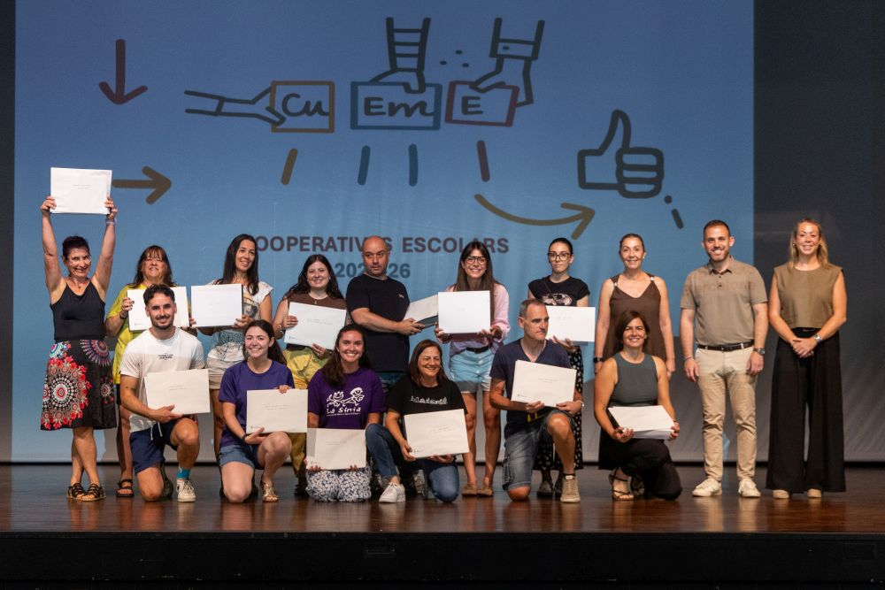 Els tutors i tutores han recollit els diplomes per a tots els alumnes 