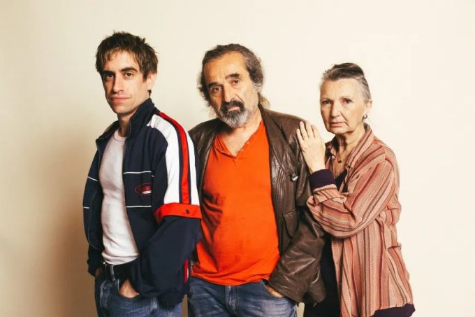 Imatge promocional dels interprets de l'obra 'Em dic Josep'