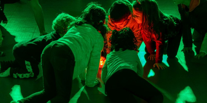 infants jugant a l'Espai Infantil