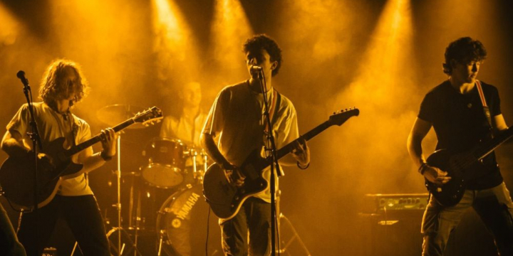 el grup Salvation Inc seran els encarregats d'estrenar l'escenari KM0