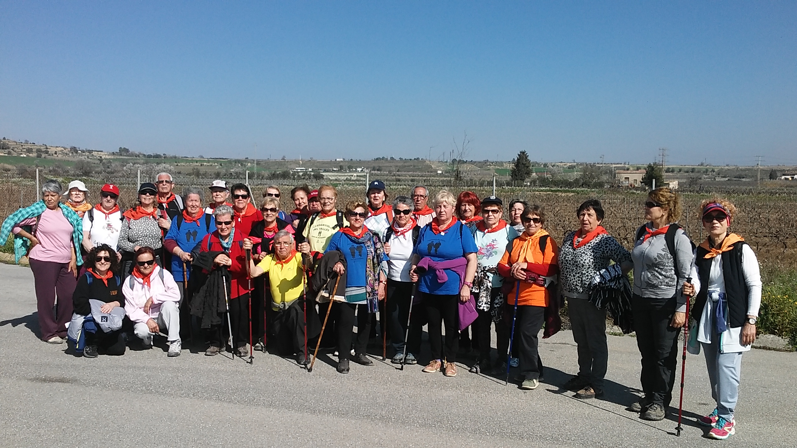 Foto de grup de la passejada celebrada a Vilafranca del Penedès