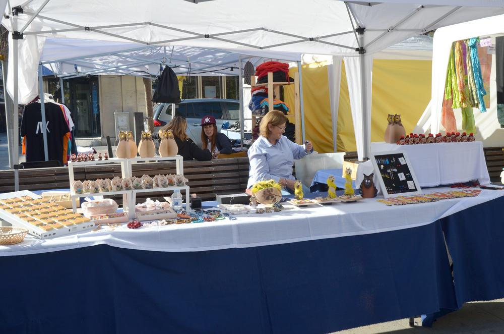 Obert el període per sol·licitar una parada a la Fira d'Artesania de la Festa Major del Roser de Maig