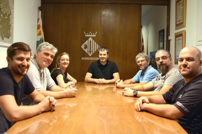 Recepció de l'Alcalde a una representació de la junta directiva del CEM Cerdanyola