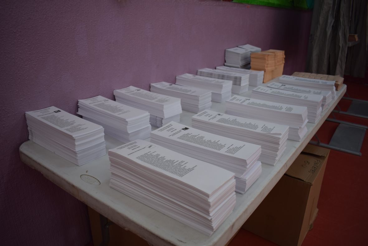 Paperetes de vot a l'Escola Les Fontetes