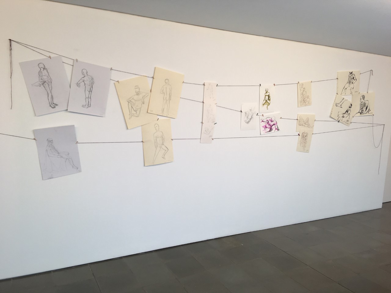 Fotografia de la mostra de dibuixos Fotografia de la mostra de dibuixos