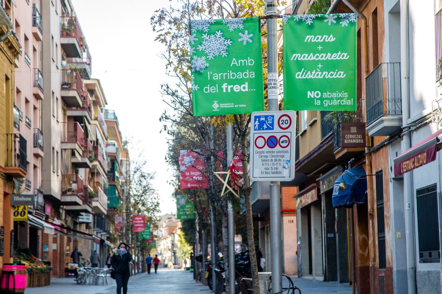 Banderoles al carrer Sant Ramon