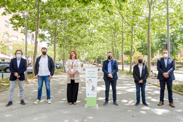 D'esquerra a dreta: Lluís Sisquella, Xavi Oliver (president Cerdanyola Comerç i Serveis), Carme Arché, Carlos Cordón, Josep Maria Porta i Javier Sánchez