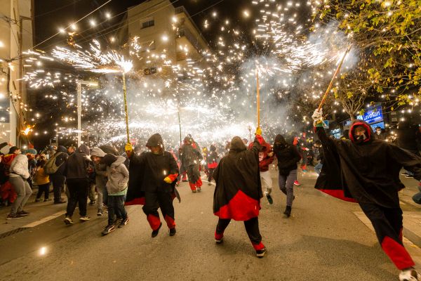 El correfoc va tornar als carrers de la ciutat el dissabte al vespre