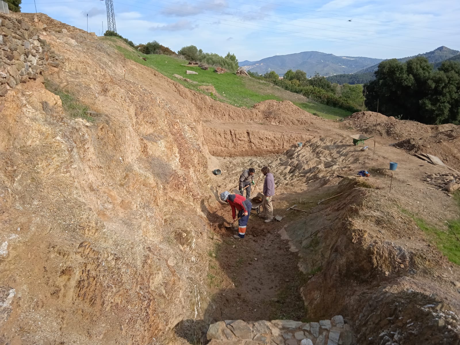 Moment de les excavacions que s'estan realitzant al Poblat Ibèric