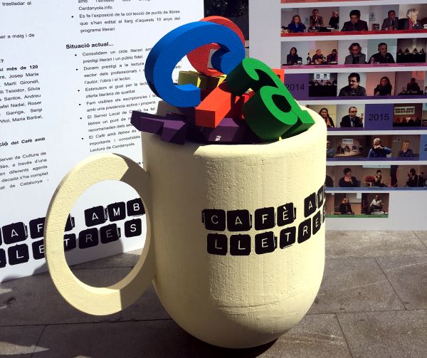 Fotografia d'arxiu dels 10 anys del Cafè amb Lletres