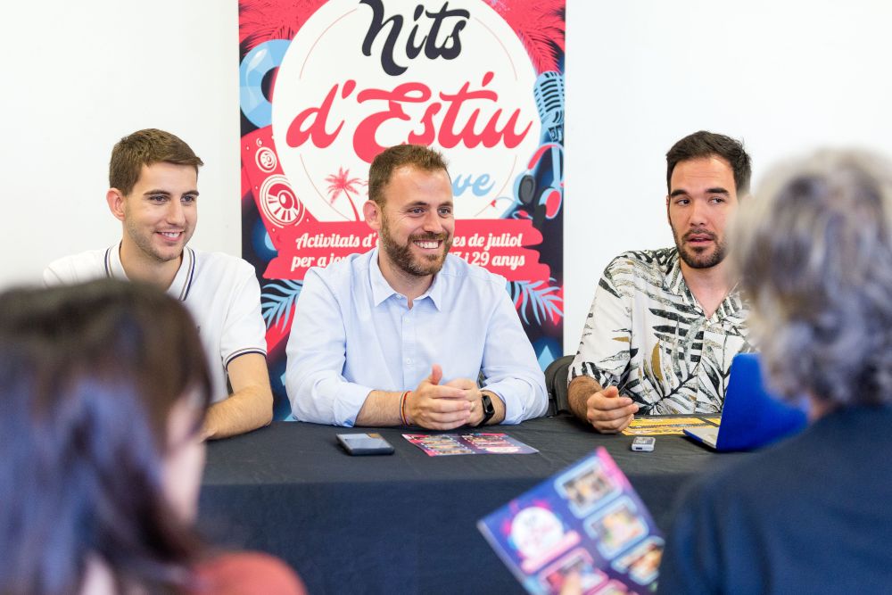 Moment de la Presentació Nits d'Estiu Jove