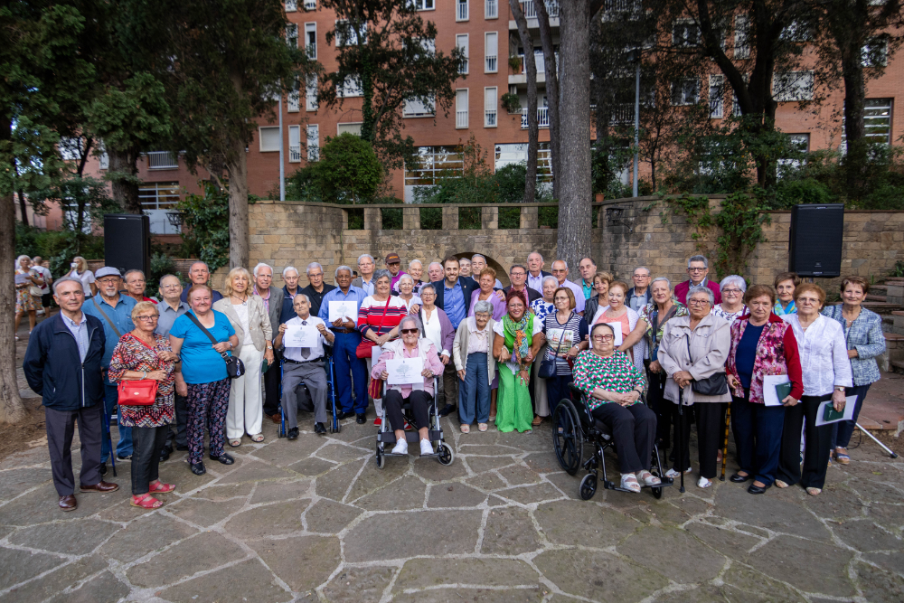 Reconeixement i homenatge a les persones de la ciutat que fan 80 anys aquest any