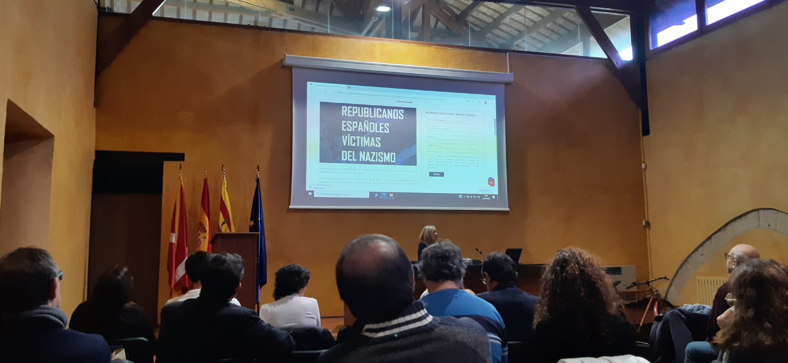 Moment de la trobada de la Xarxa Mai Més