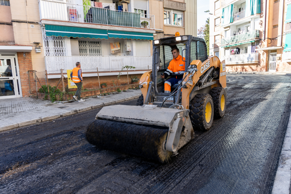 foto asfaltat carrer Pollancres