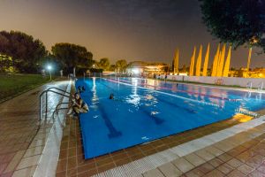 Nits d'estiu a la fresca a la piscina del Turonet