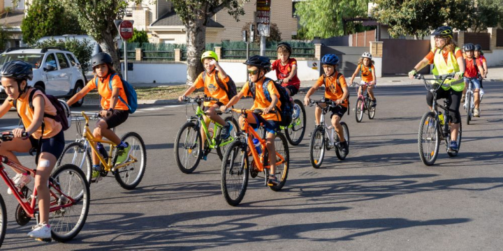 Moment de la 7a Bicicletada dels Camins Escolars