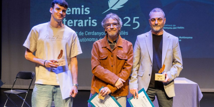 Guanyadors dels premis literaris 2025: Sergi Félez, David Carreres i Francesc Cabiró