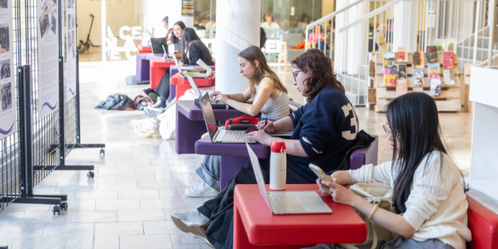 Fotografia d'arxiu de la Biblioteca Central