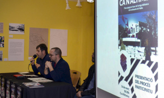 L'alcalde Carles Escolà i el regidor de transparència i bon govern, Maurici Jaumandreu, durant l'acte