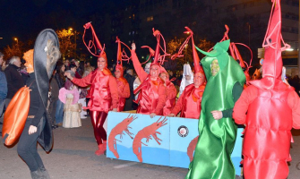 Comparsa Paella popular de Canaletes, guanyadors del primer premi l'any passat