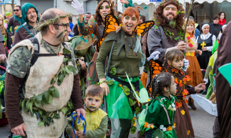 La comparsa Fantasia Xarau a la rua de Carnaval 2020