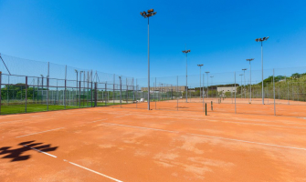 Pistes de tennis de la CEM Riu Sec