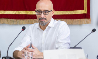Salvador Macip durant la presentació del Festival Empíric
