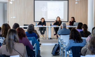 moment de la presentació del projecte de Coeducació